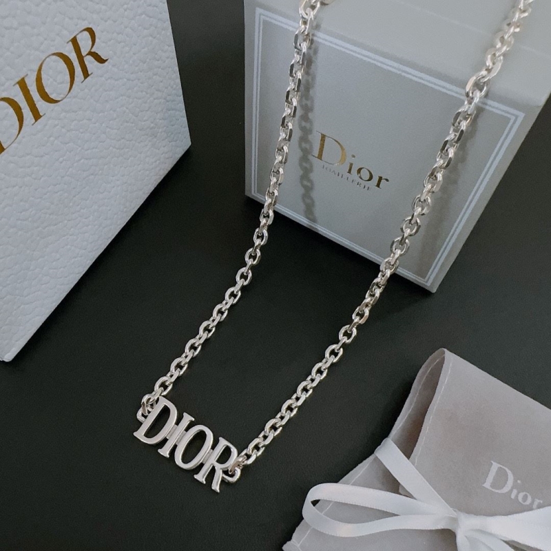 chr1st1an D10r necklaces